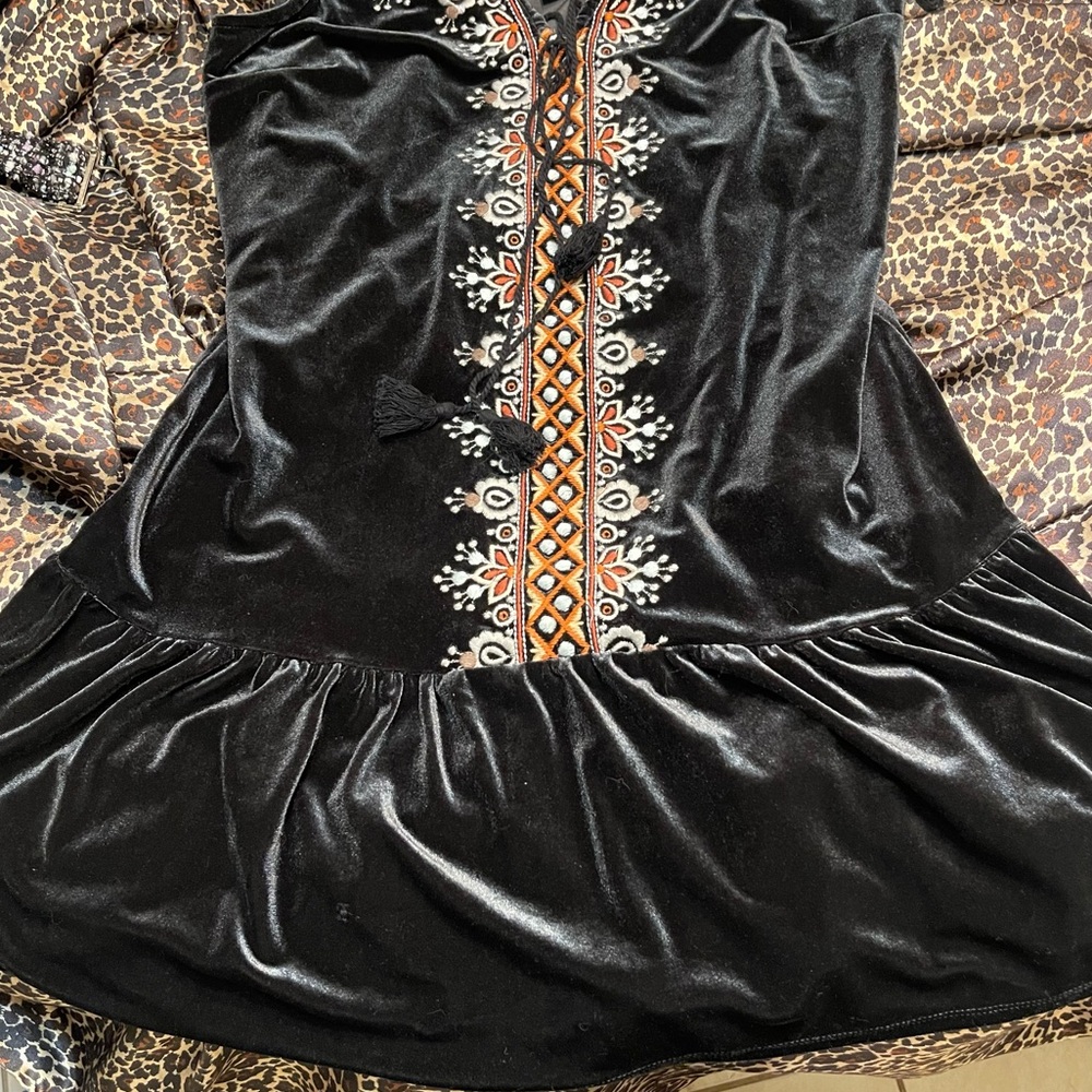 Aeropostale Crushed Velvet Black Dress - Picture 4 of 12